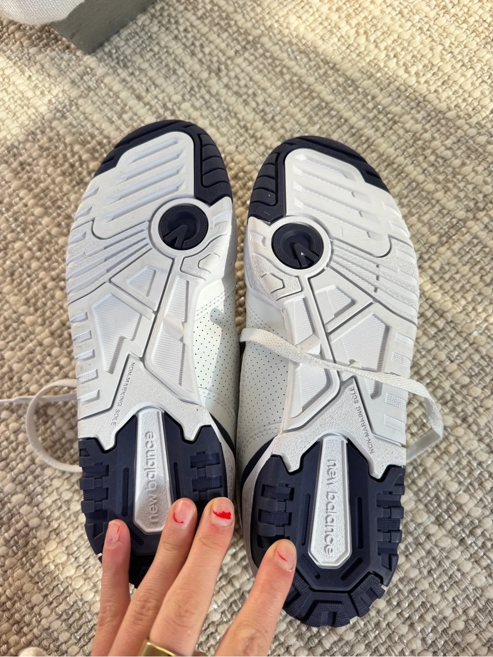 New Balance White Navy 550 Leather Sneakers - Picture 2 of 3